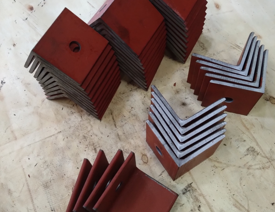 アイアンワーカーの加工例