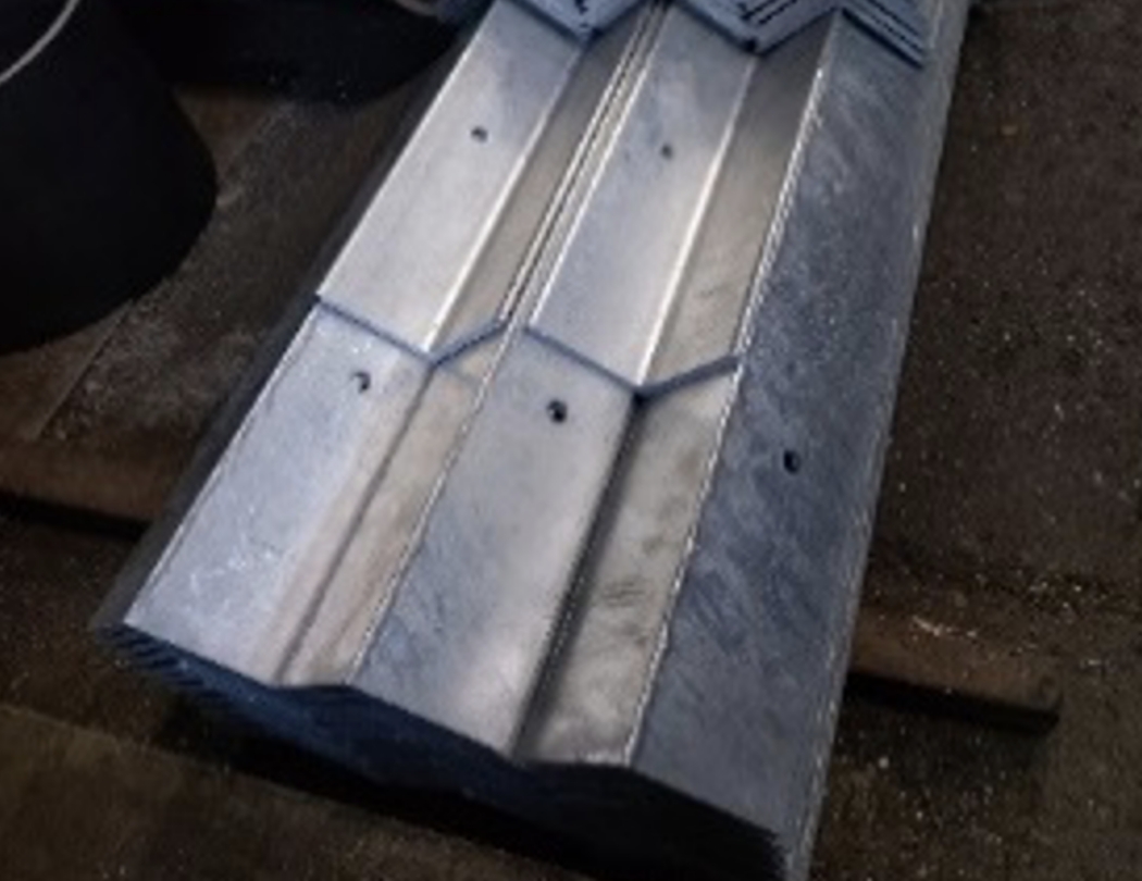 アイアンワーカーの加工例