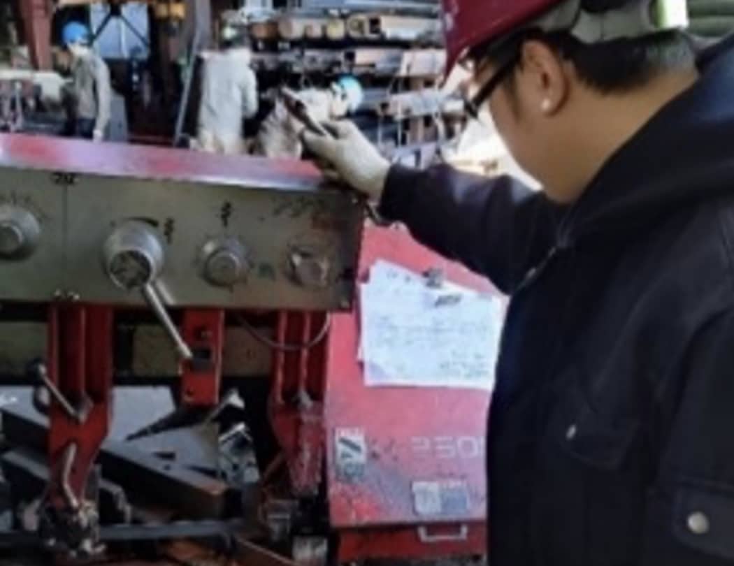 角度切断機の加工例