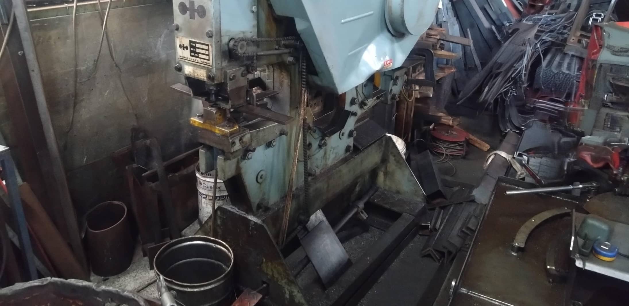 ポンチングマシン(コマツＫ-Ⅲ)