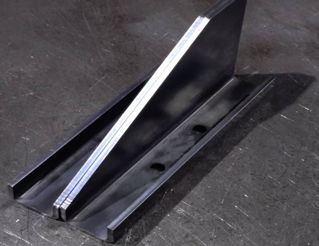 シャーリングの加工例