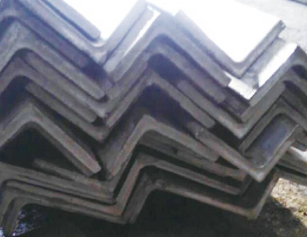 アングルツバカットの加工例